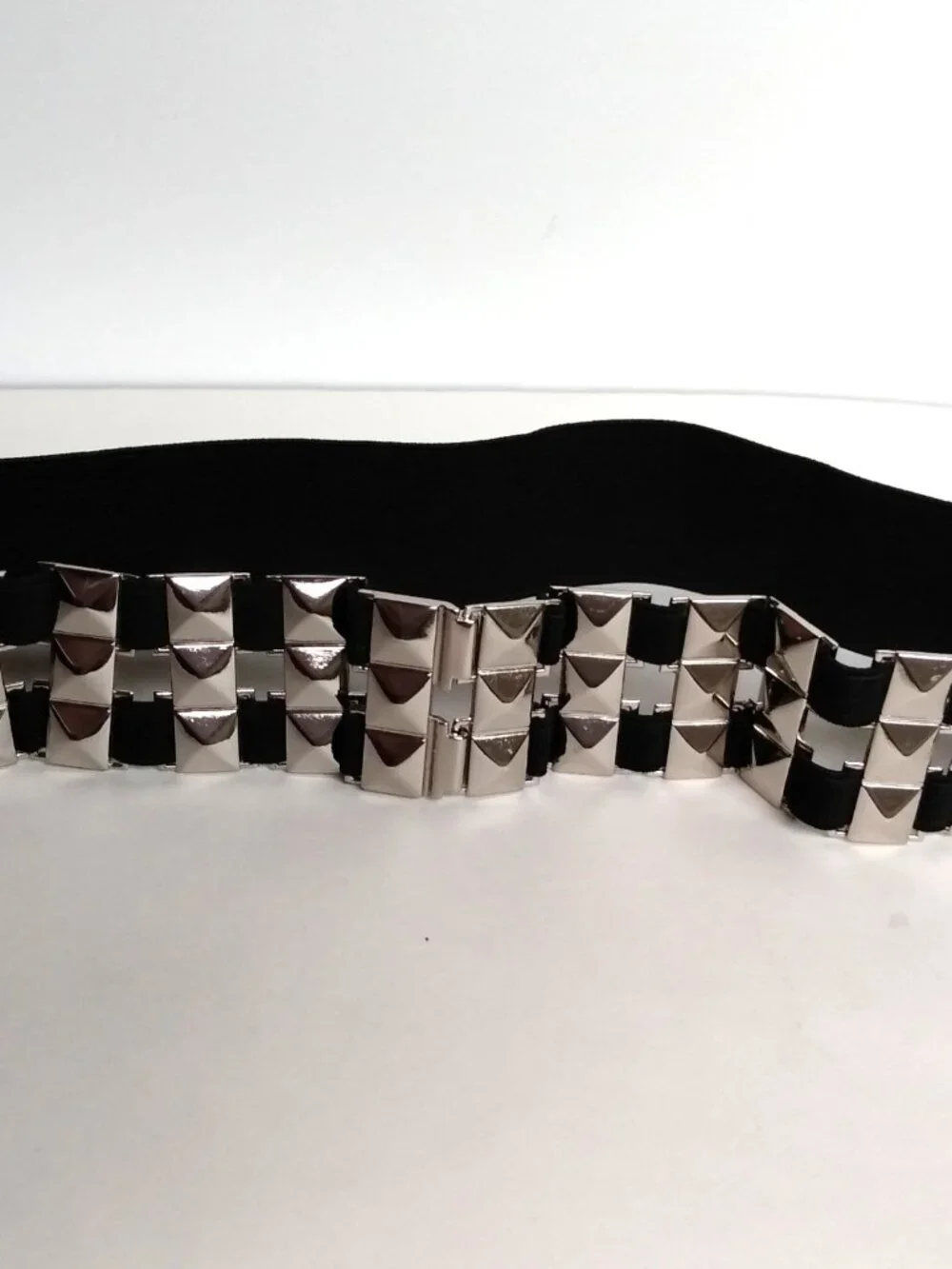 Women's Black Silver Tone Studded Metal Expansion Belt Stretch One Size OS 29